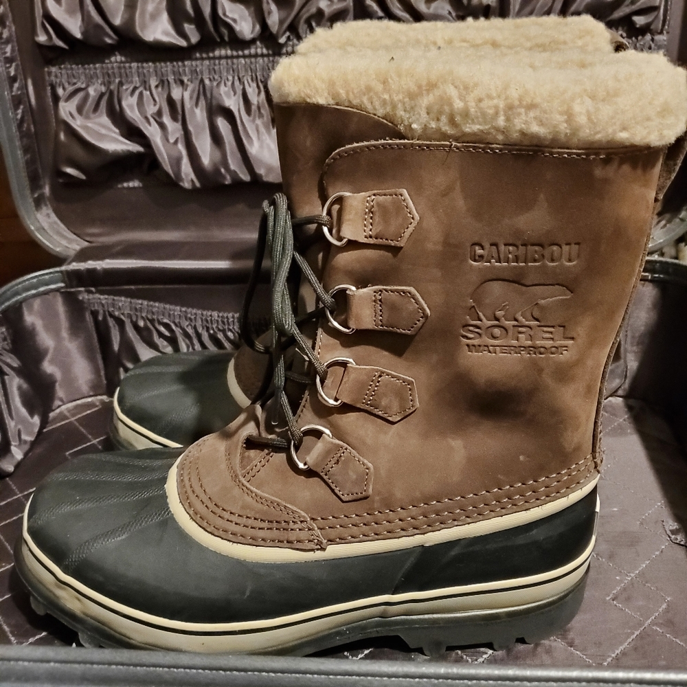 NWT SOREL BOOTS Mens Lace Up winter snow boot